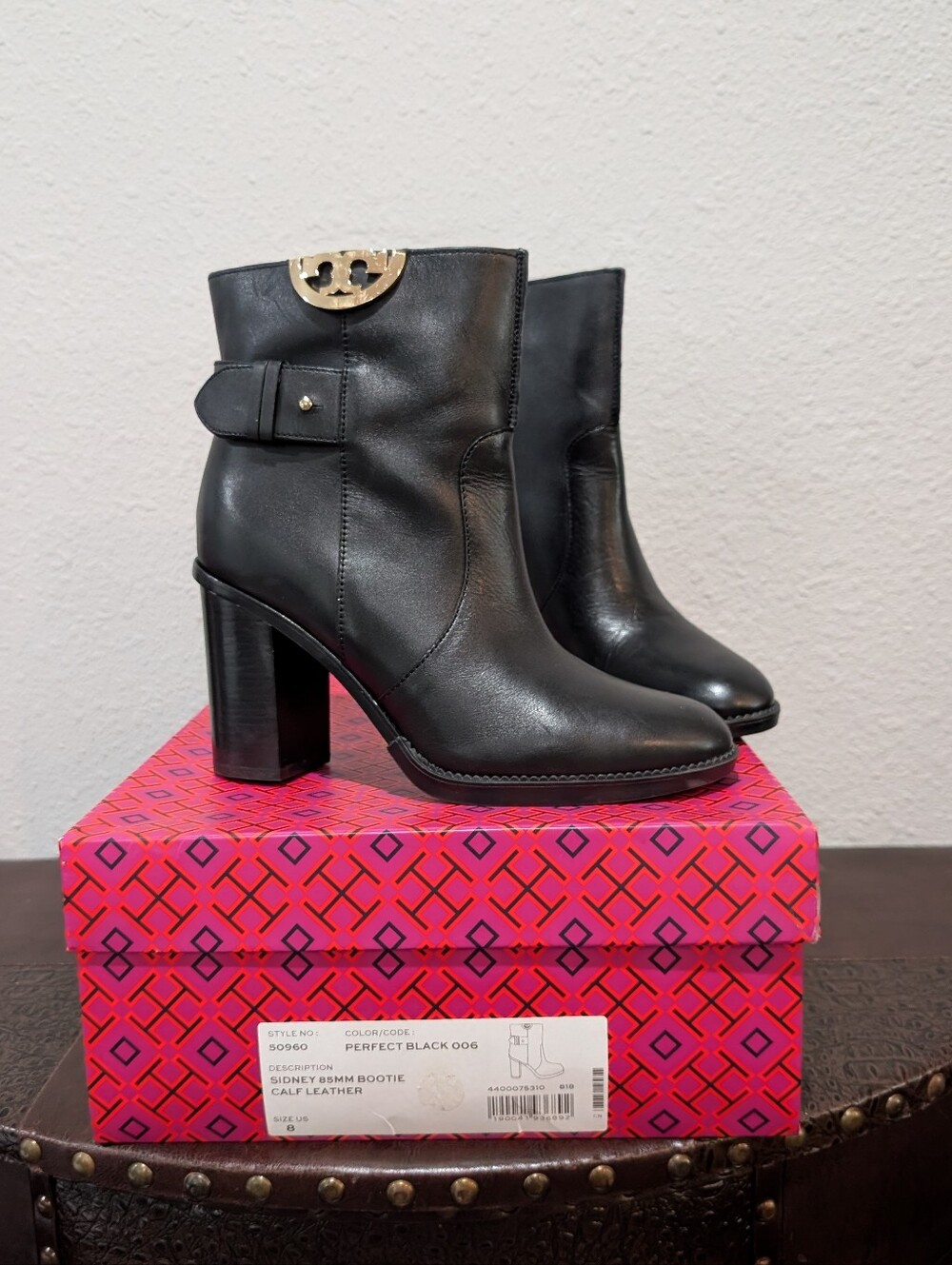 Tory Burch Sidney 85mm Black Calf Leather Block Heel Booties - Size 8